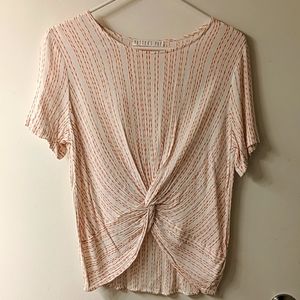 Women's Top